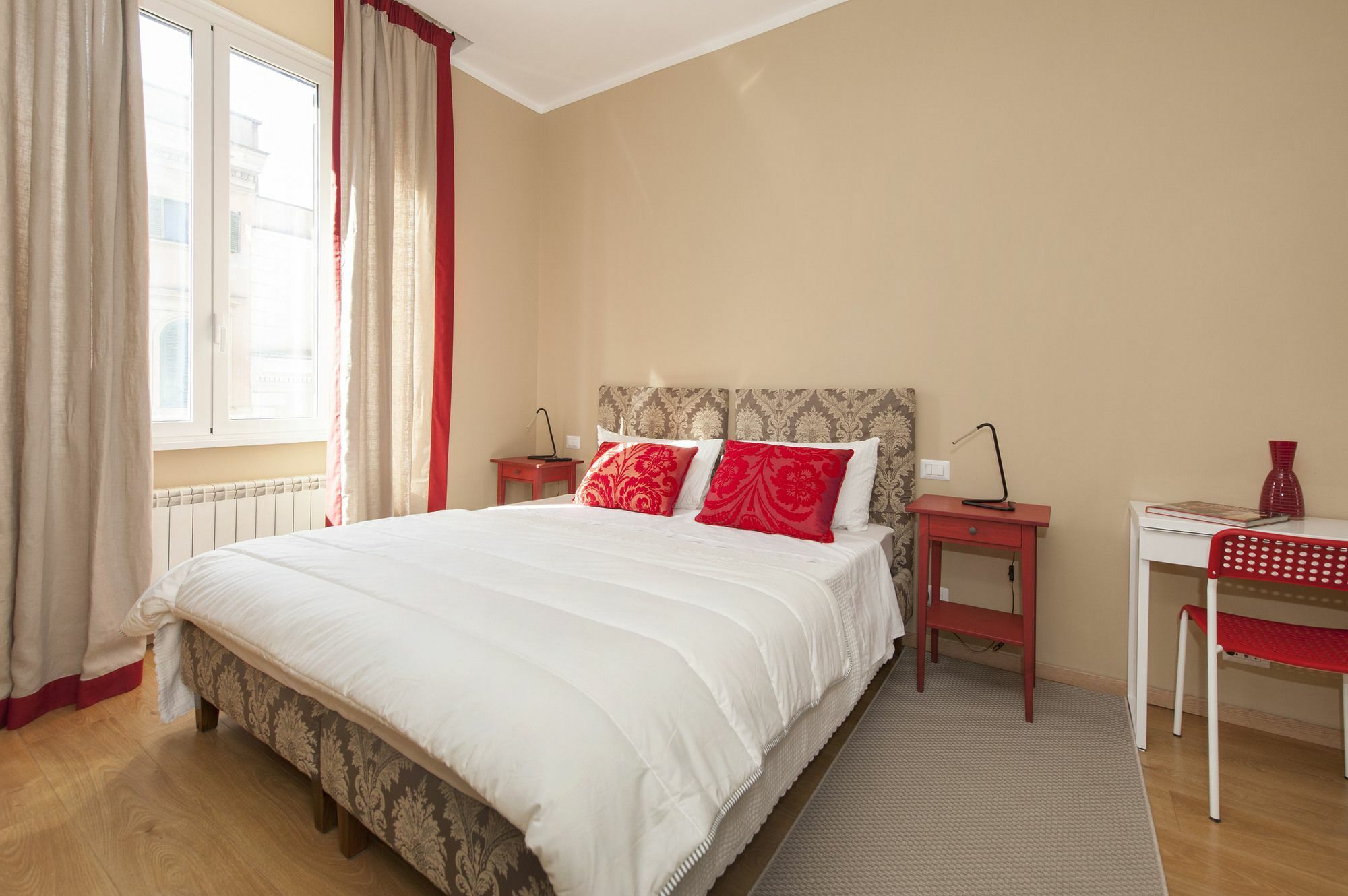 Kiss Inn Рим Экстерьер фото
